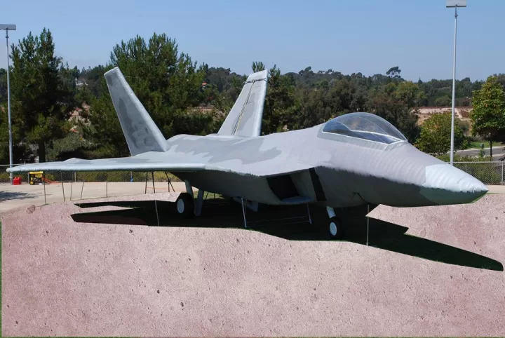 Надувной F-22 Raptor Jet