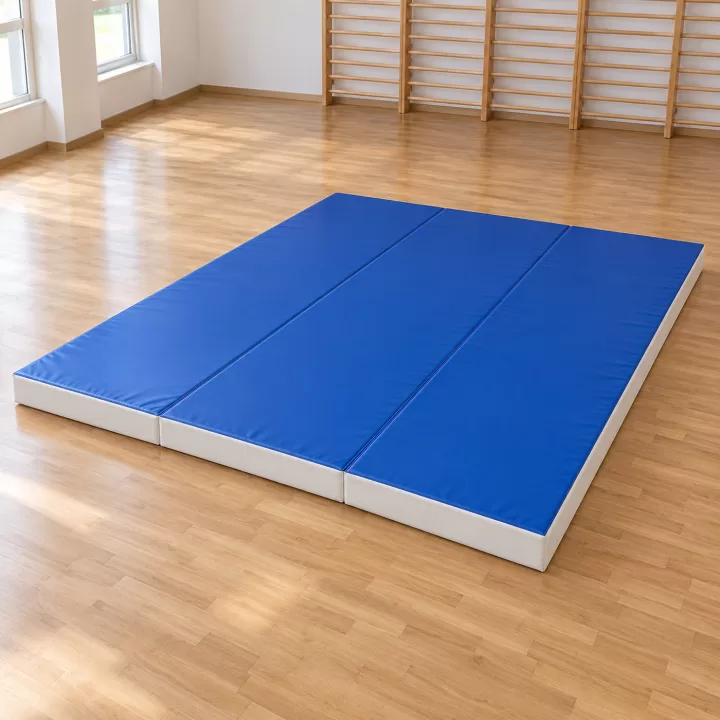 Мат спортивный гимнастический складной 200 × 300 × 10 см