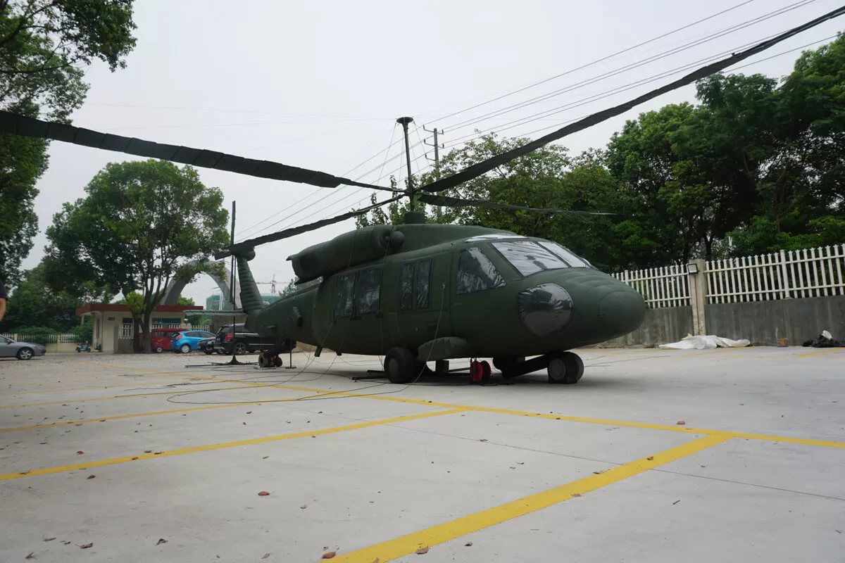 Надувной вертолет Blackhawk — фотография товара