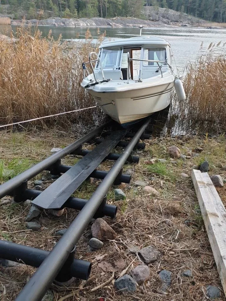 Раздвижной слип Причал L – 9.5м 1250 кг — фотография товара