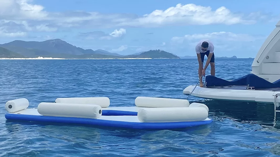 Надувной плот Floating — фотография товара