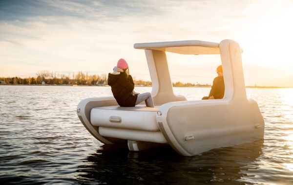 Надувной катамаран с козырьком 3.8