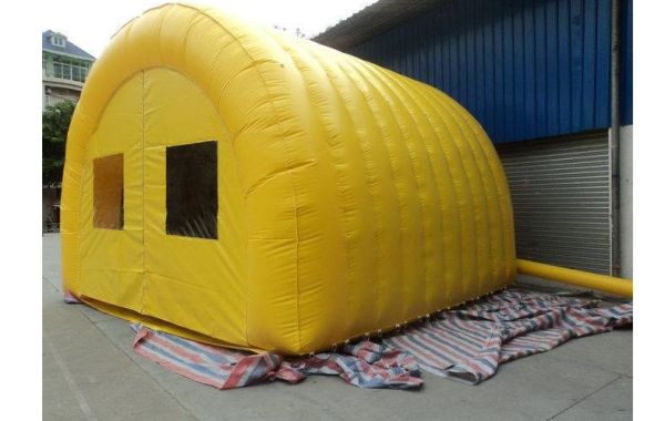 Универсальная надувная палатка-шатер 700×450×300 см