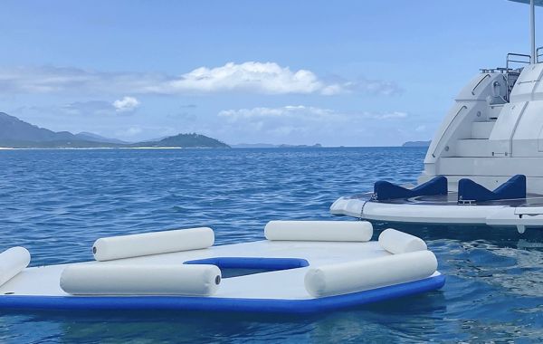 Надувной плот Floating