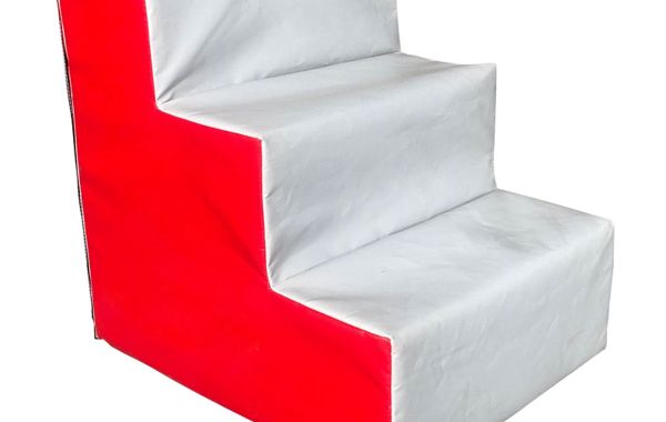 Поролоновая фигура три ступеньки